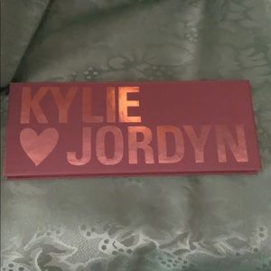 Kylie X Jordyn Eyeshadow palette